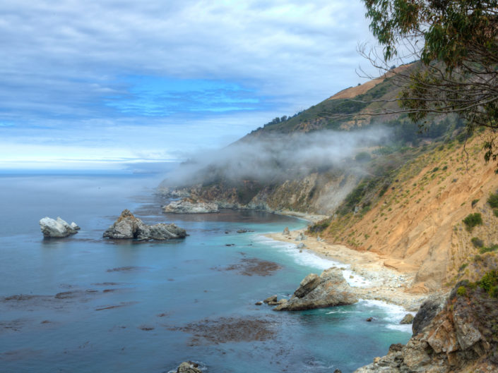 Cliffs next to McWay Falls – Big Sur State Park, California, USA