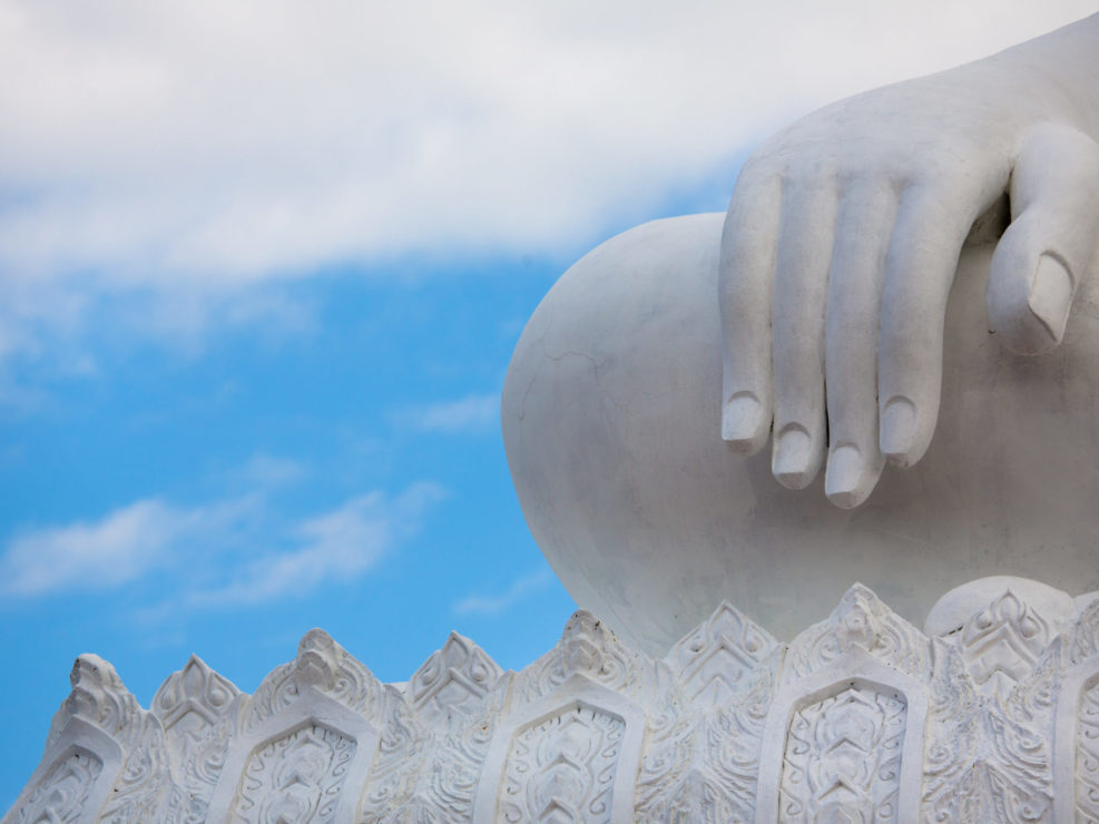 White buddha statue – Phra That Maeyen temple, Thailand