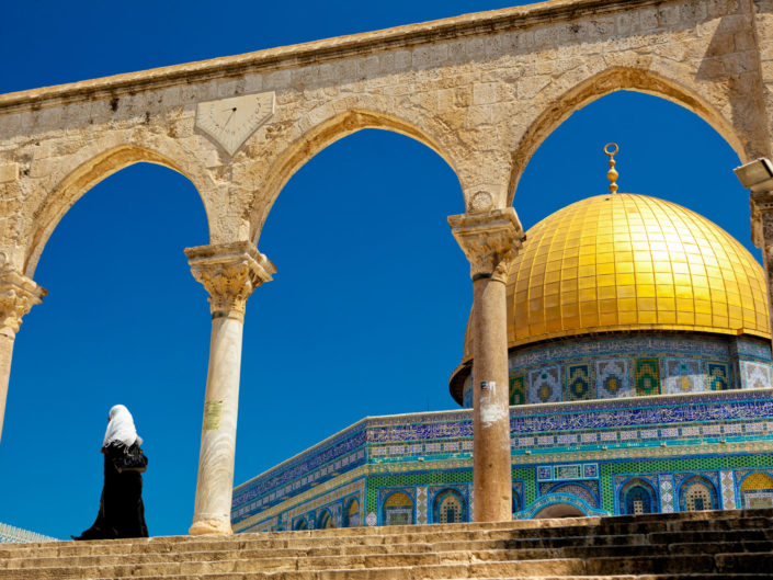 Muslim woman at the Dome of the Rock